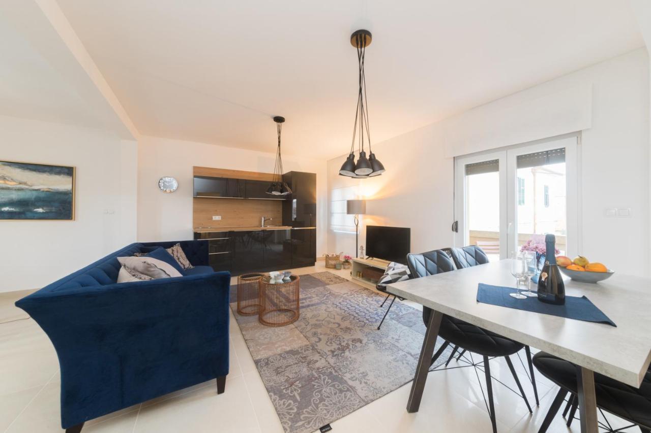 Apartment Ema ザダル エクステリア 写真