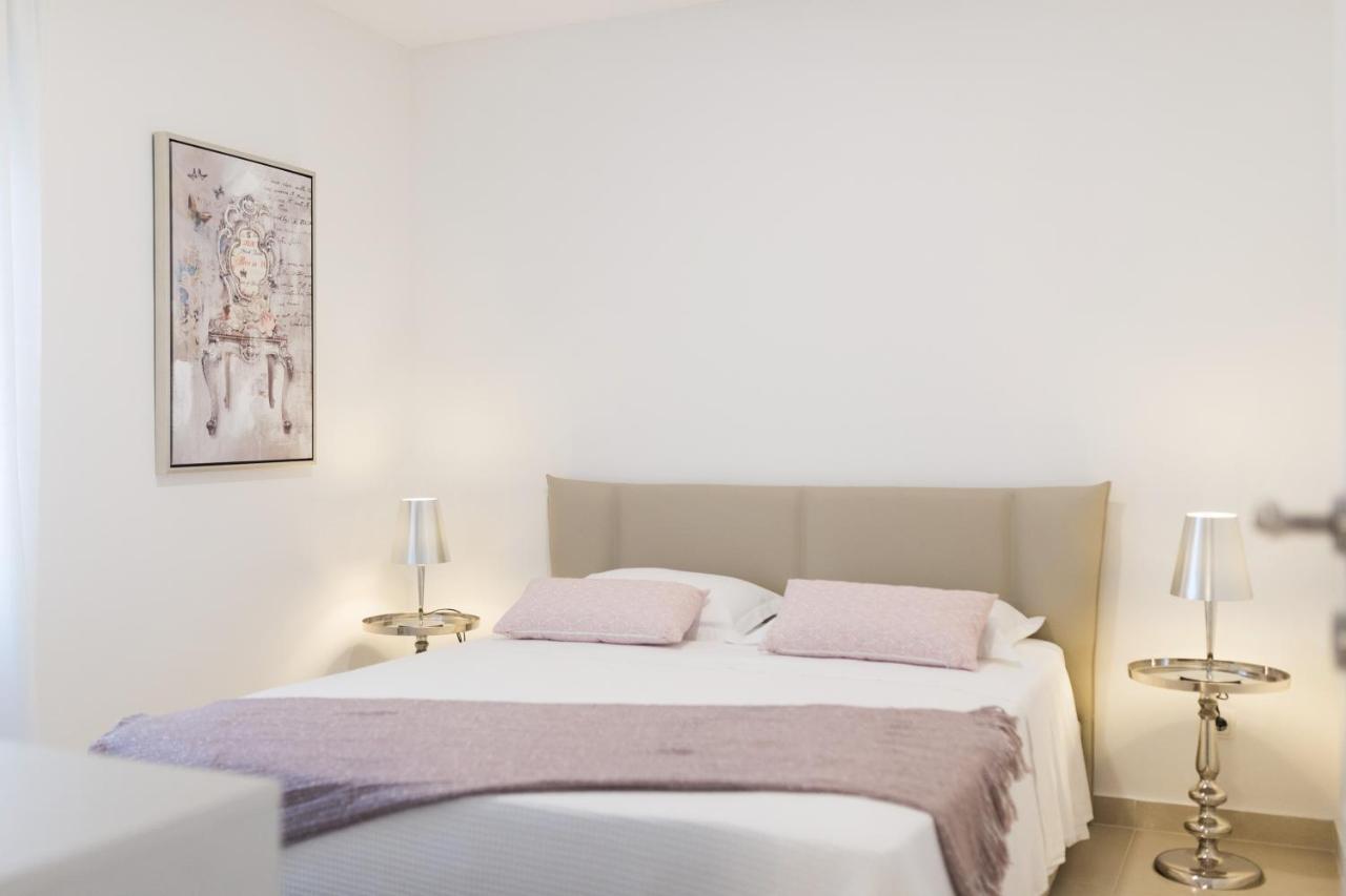 Apartment Ema ザダル エクステリア 写真