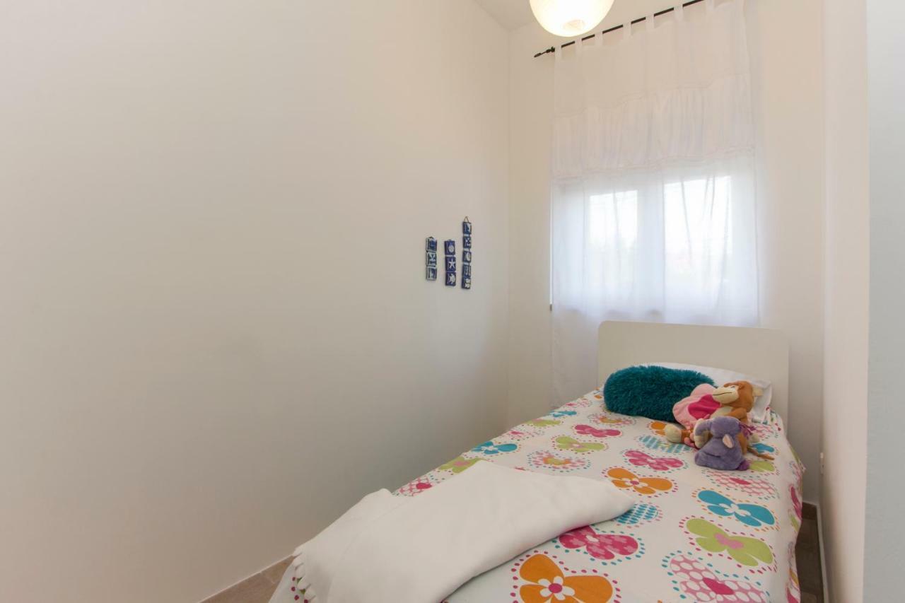 Apartment Ema ザダル エクステリア 写真